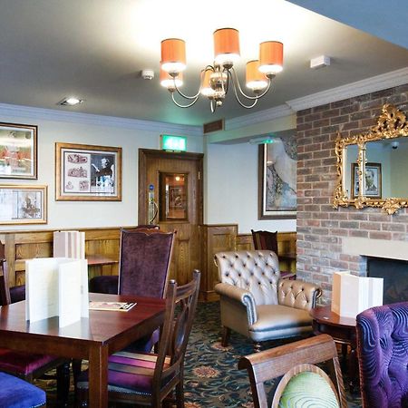 The Unicorn Hotel Wetherspoon ริปอน ภายนอก รูปภาพ