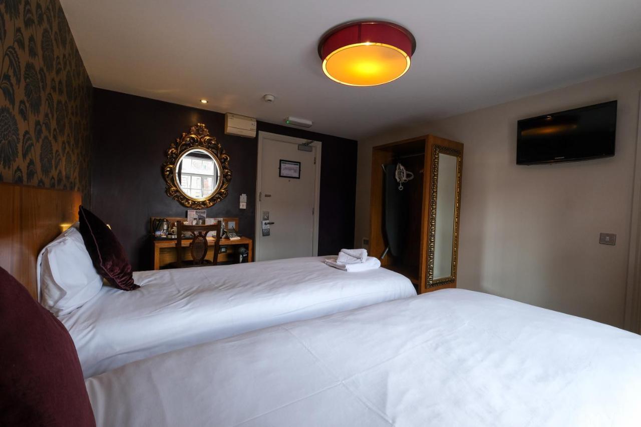 The Unicorn Hotel Wetherspoon ริปอน ภายนอก รูปภาพ