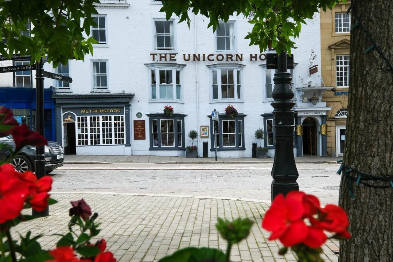 The Unicorn Hotel Wetherspoon ริปอน ภายนอก รูปภาพ