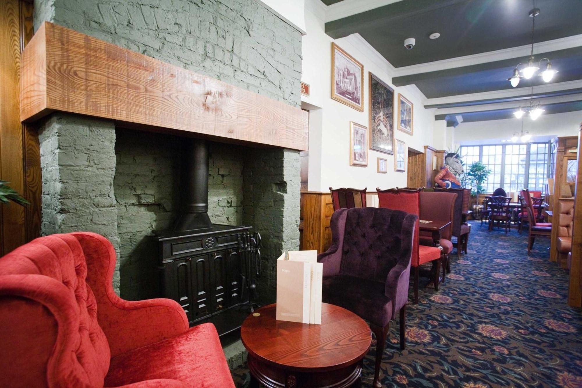 The Unicorn Hotel Wetherspoon ริปอน ภายนอก รูปภาพ
